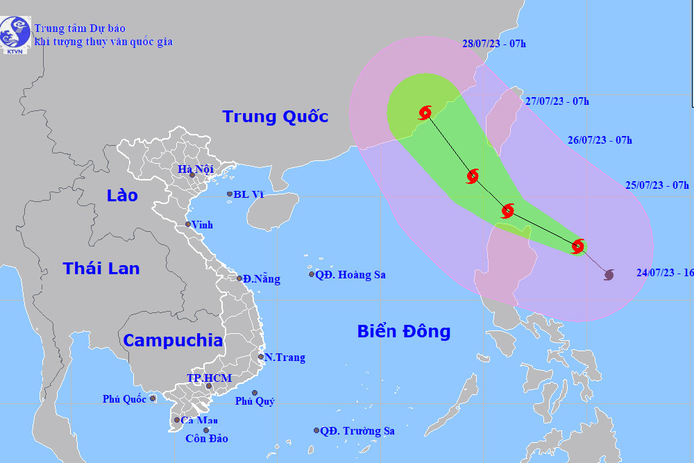 Bão Doksuri áp sát Biển Đông, đang mạnh lên thành siêu bão