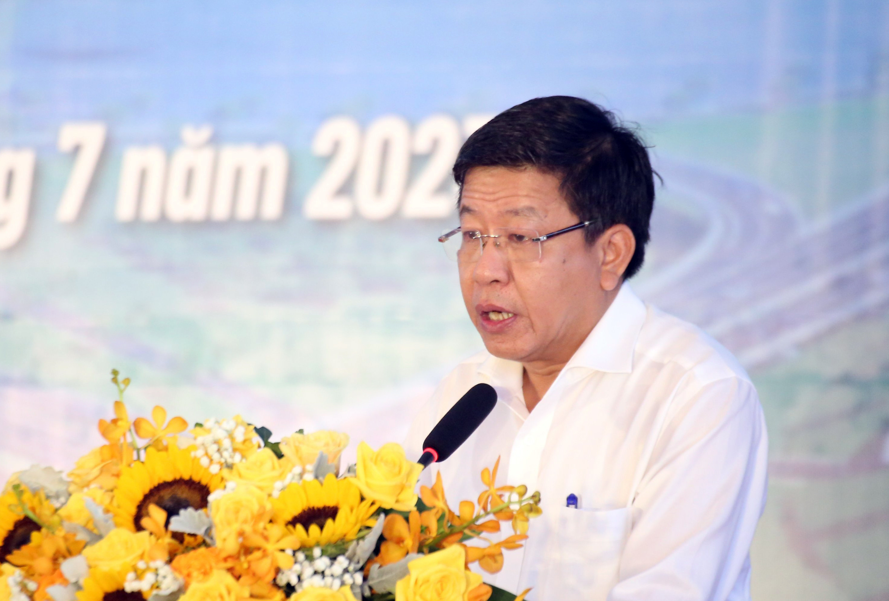 Hà Nội khởi công đường 3.200 tỷ 'giải cứu' cao tốc Pháp Vân