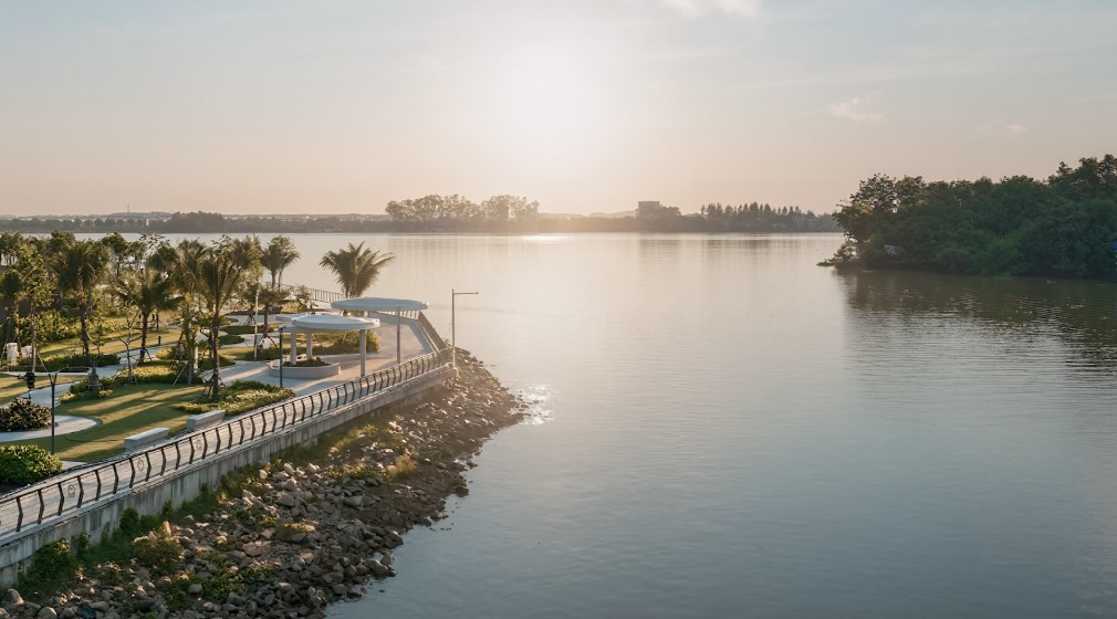 NHỮNG GIÁ TRỊ BỀN VỮNG ĐỊNH HÌNH CHUẨN MỰC QUỐC TẾ TẠI KHU ĐÔNG